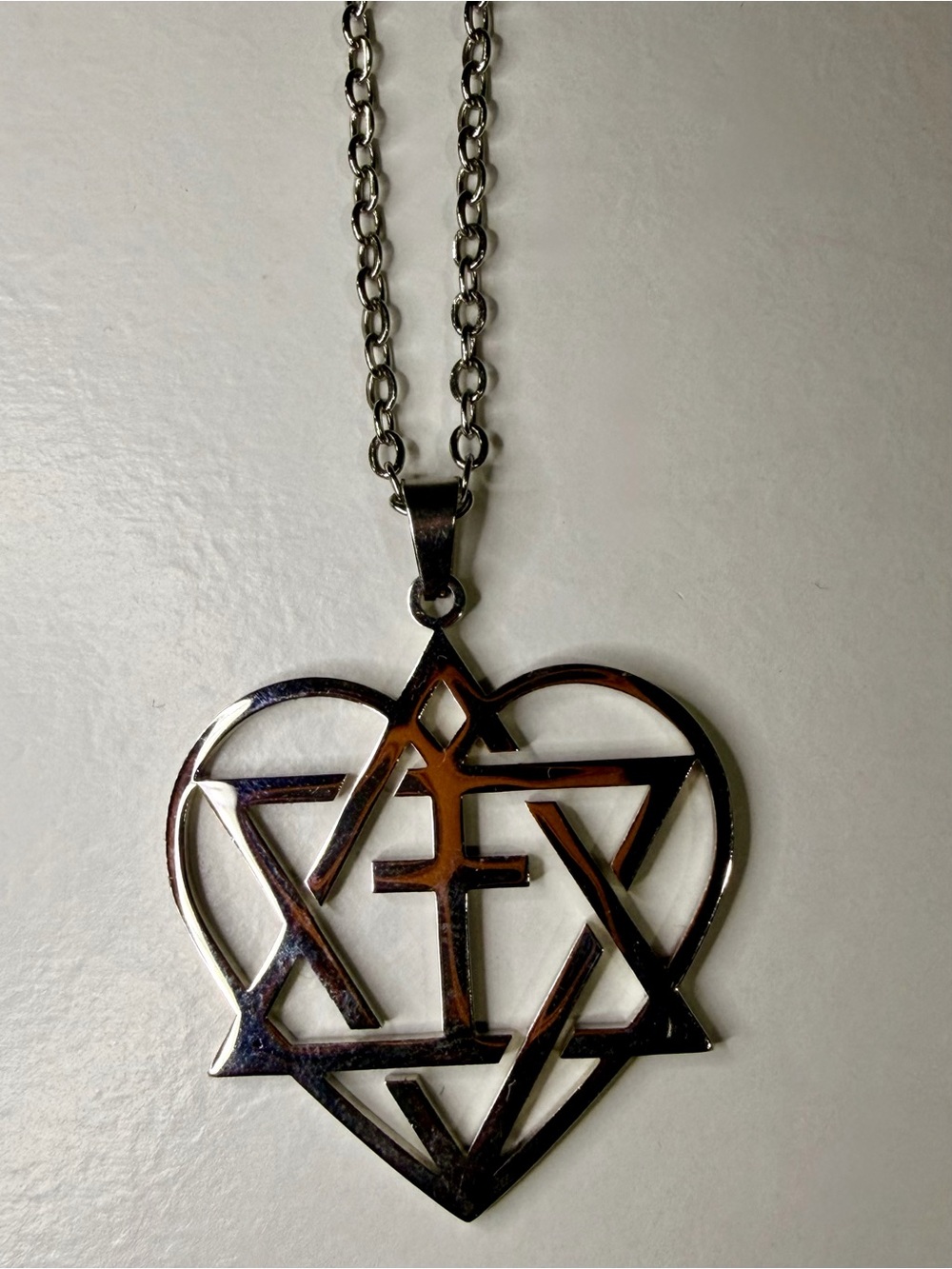 Messianic Heart Necklace - Silver (Like New!)
